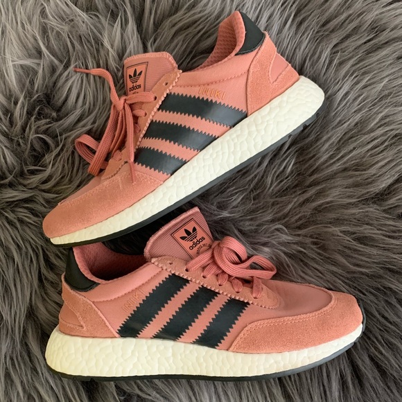 adidas pink runners